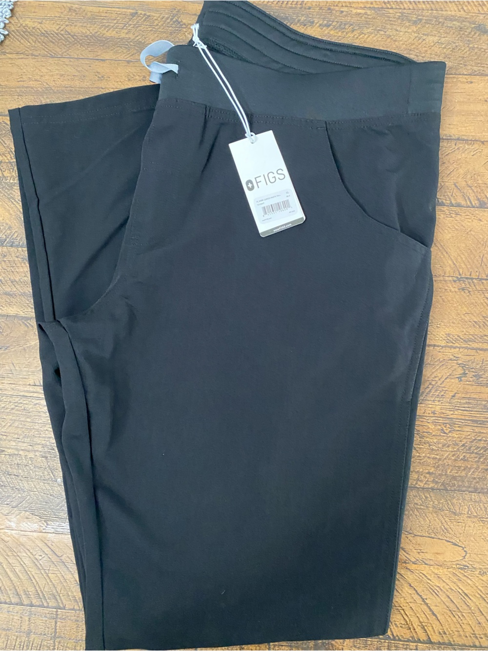 Figs Black Technical Scrubs pants NWT
